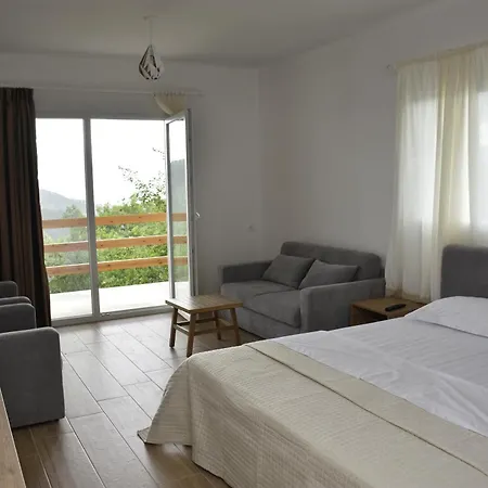 Bujtina Te Mulliri Hotel 4*