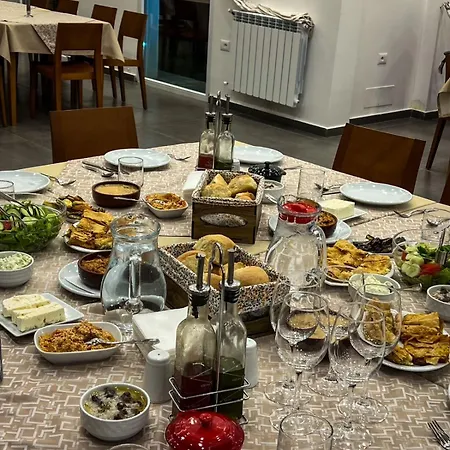 Bujtina Te Mulliri Hotel